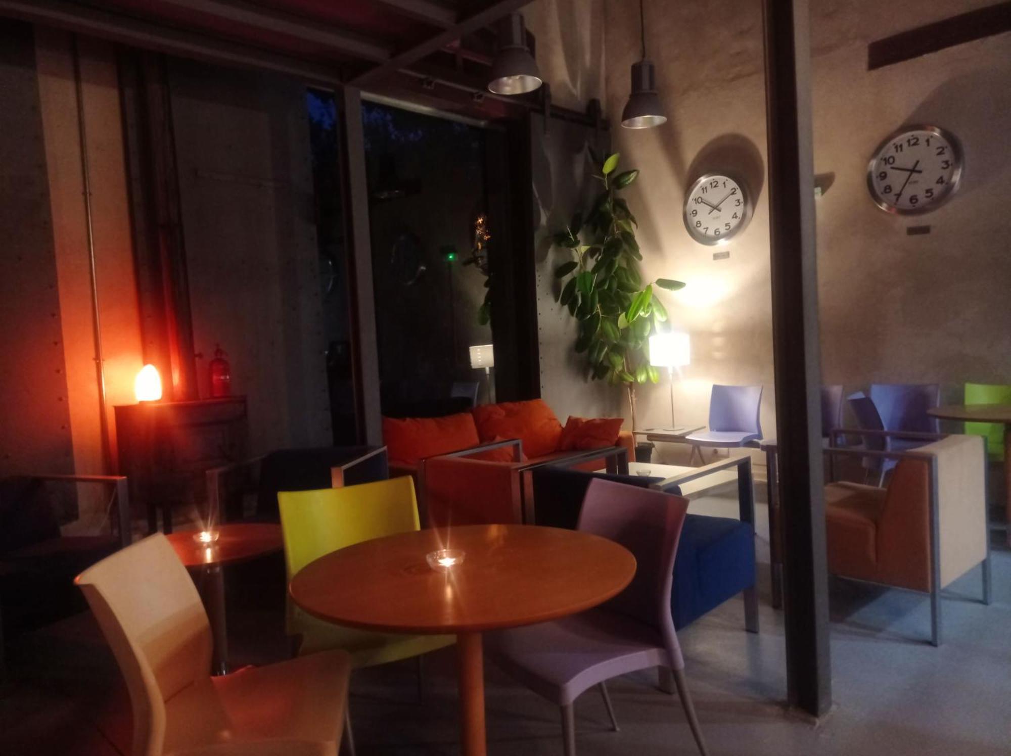 Albergue & Cafeteria Via De La Plata Hervás Kültér fotó
